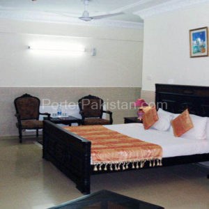jawa-international-hotel-murree-pakistan-bedroom-view-www.GoGhoom.com_1_(3) (1)