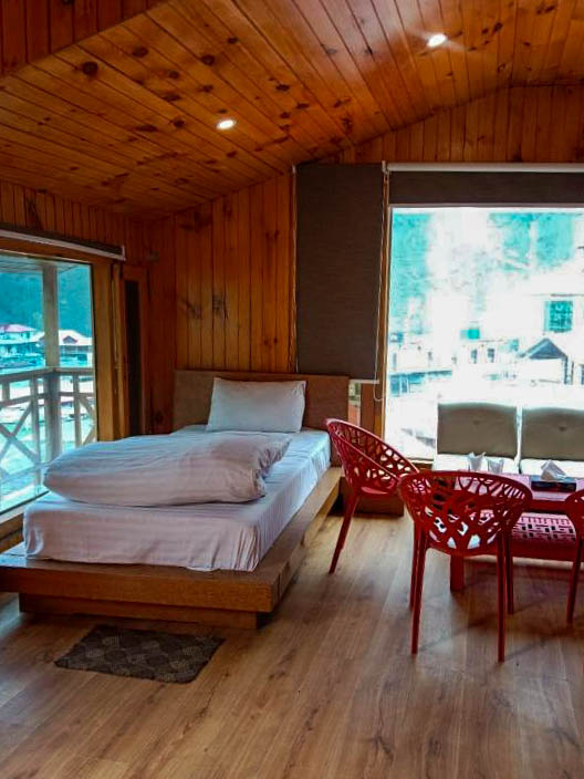 Swisswood cottages (17)