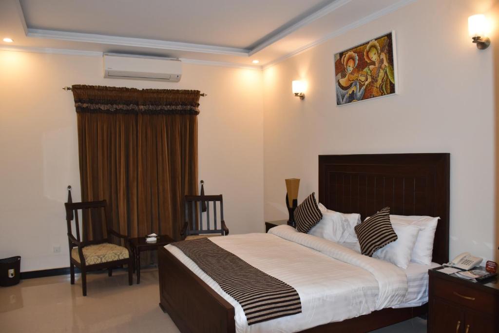 Hotel De Raj Sialkot