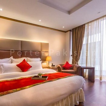 Luxus Grand Lahore (13)