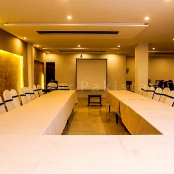 Shelton Lahore (1)