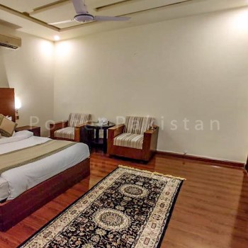 Shelton Rezidore Lahore (11)