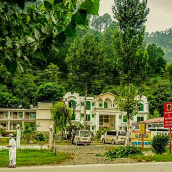 pine view hotel (12)