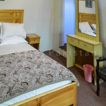 Naveed Tourist Inn (7)