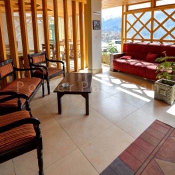 Rainbow Hotel (19)