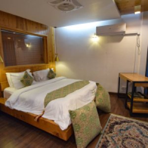 Famree Resort Attabad Lake (18)