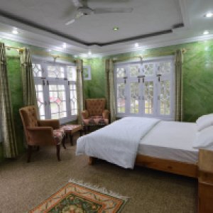 Taj Residence Guest House (2)