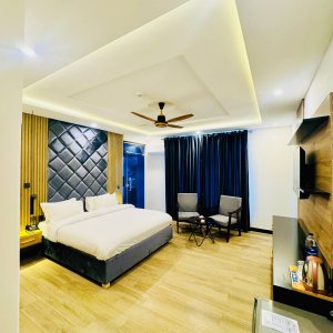 Maple Hotel (10)