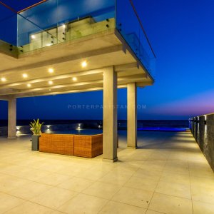 Solace beach hut (2)