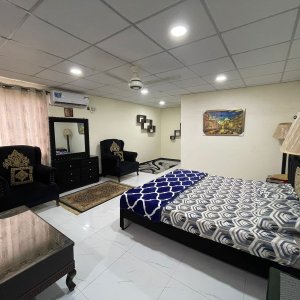 Airport lodges (2)
