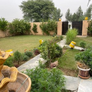 Airport lodges (8)