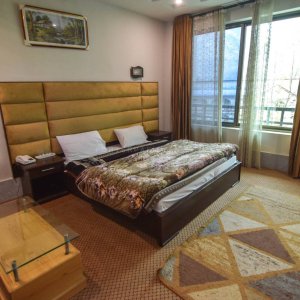 Royal continental (12)