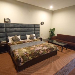 Royal continental (8)