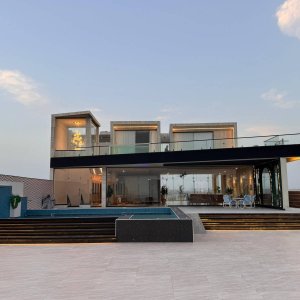 avalon beach resort 1