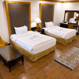 Cedarwood new (10)